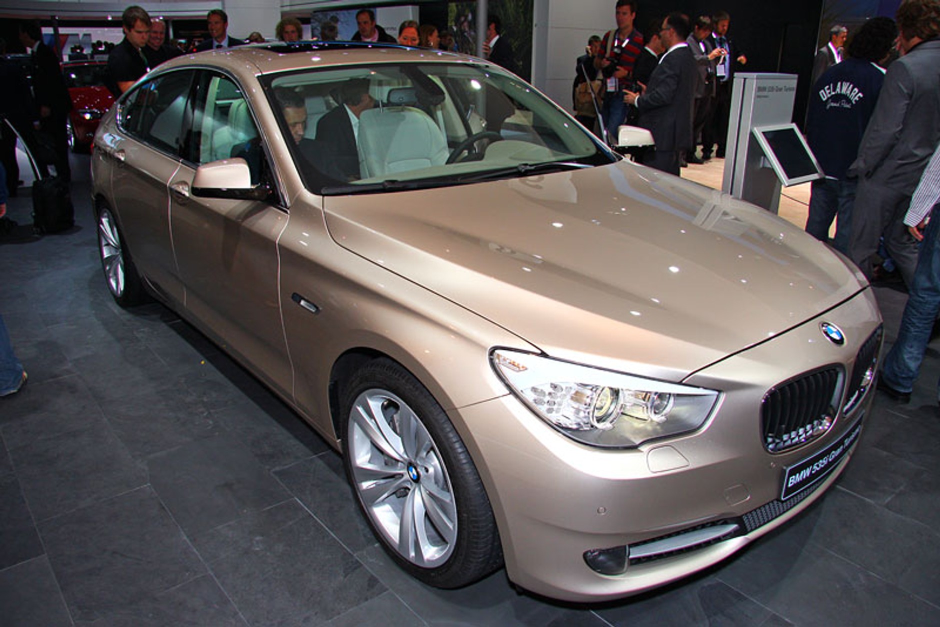 IAA Frankfurt 2009: BMW 5 GT – pierwsze wrażenia (fotogaleria)
