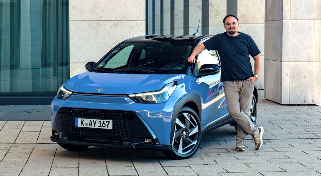 Pierwsza jazda hybrydową Toyotą Aygo X HEV