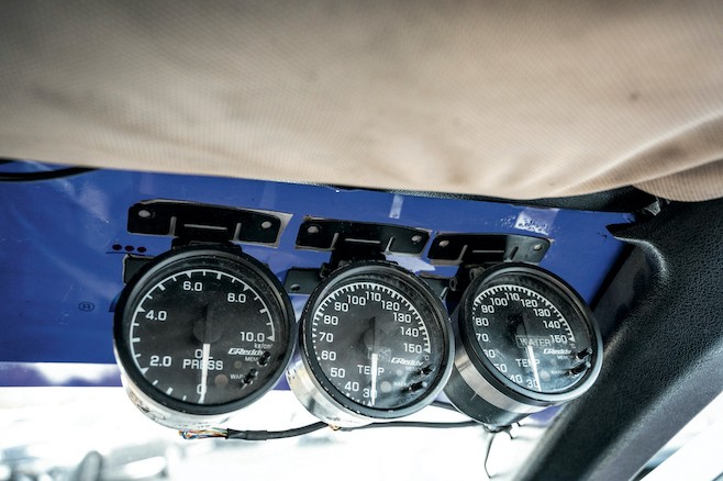Toyotą AE86 z Azji do Europy