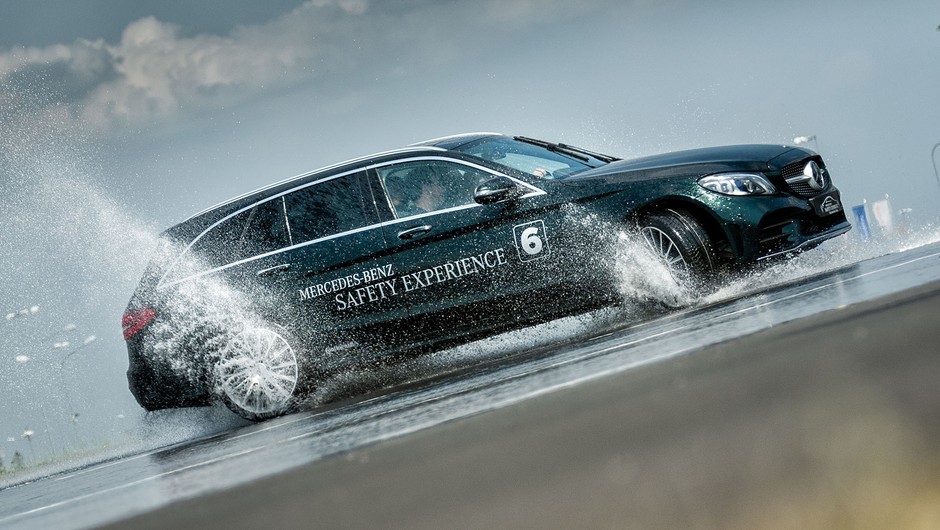 Mercedes-Benz Safety Experience - zrozumieć zachowanie samochodu