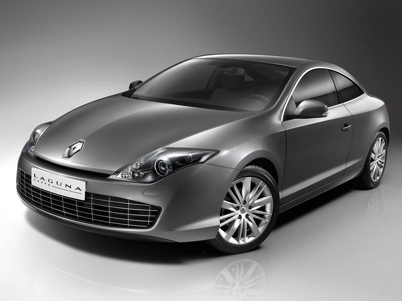 Paryż 2008: Renault Laguna Coupe w centrum zainteresowania