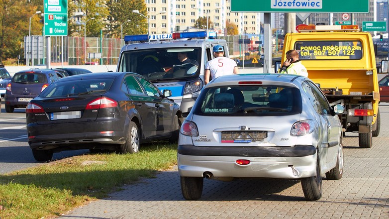 Stłuczka z obcokrajowcem - jak załatwić formalności?
