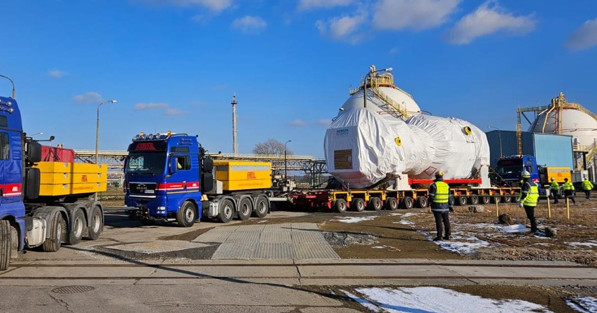 To jak na razie najcięższy transport, jaki poruszał się po drogach woj. śląskiego
