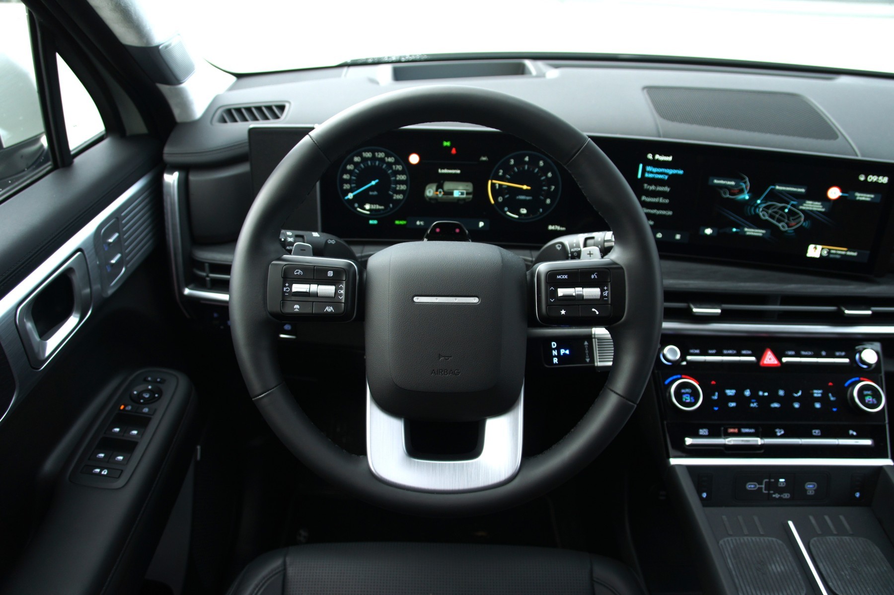 Hyundai Santa Fe Hybrid