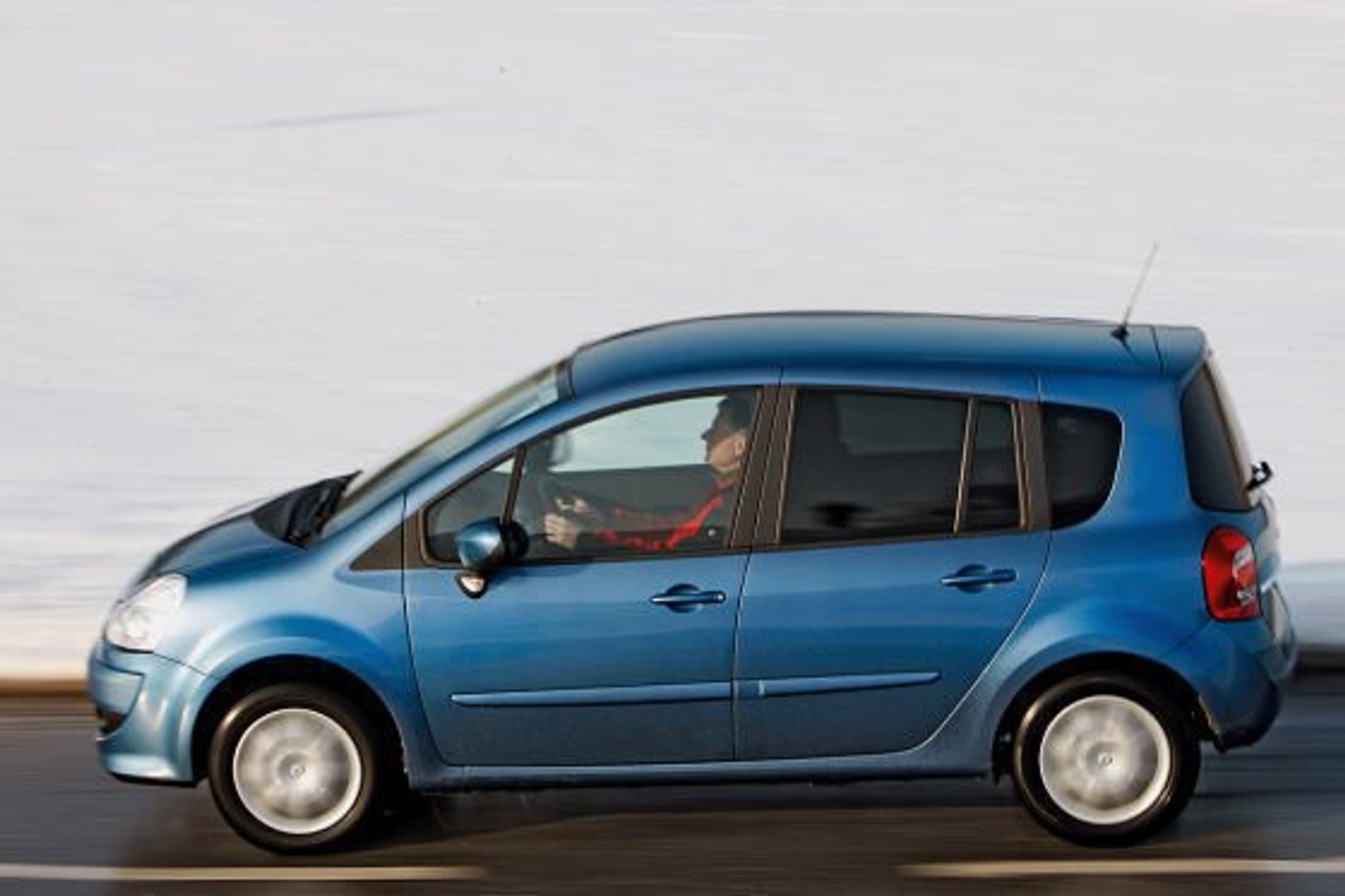 Kia Venga kontra reszta świata