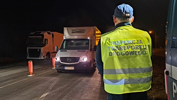 Kolejna kontrola przewoźnika i kolejne wykroczenia. Inspektorzy ITD ukarali każdego