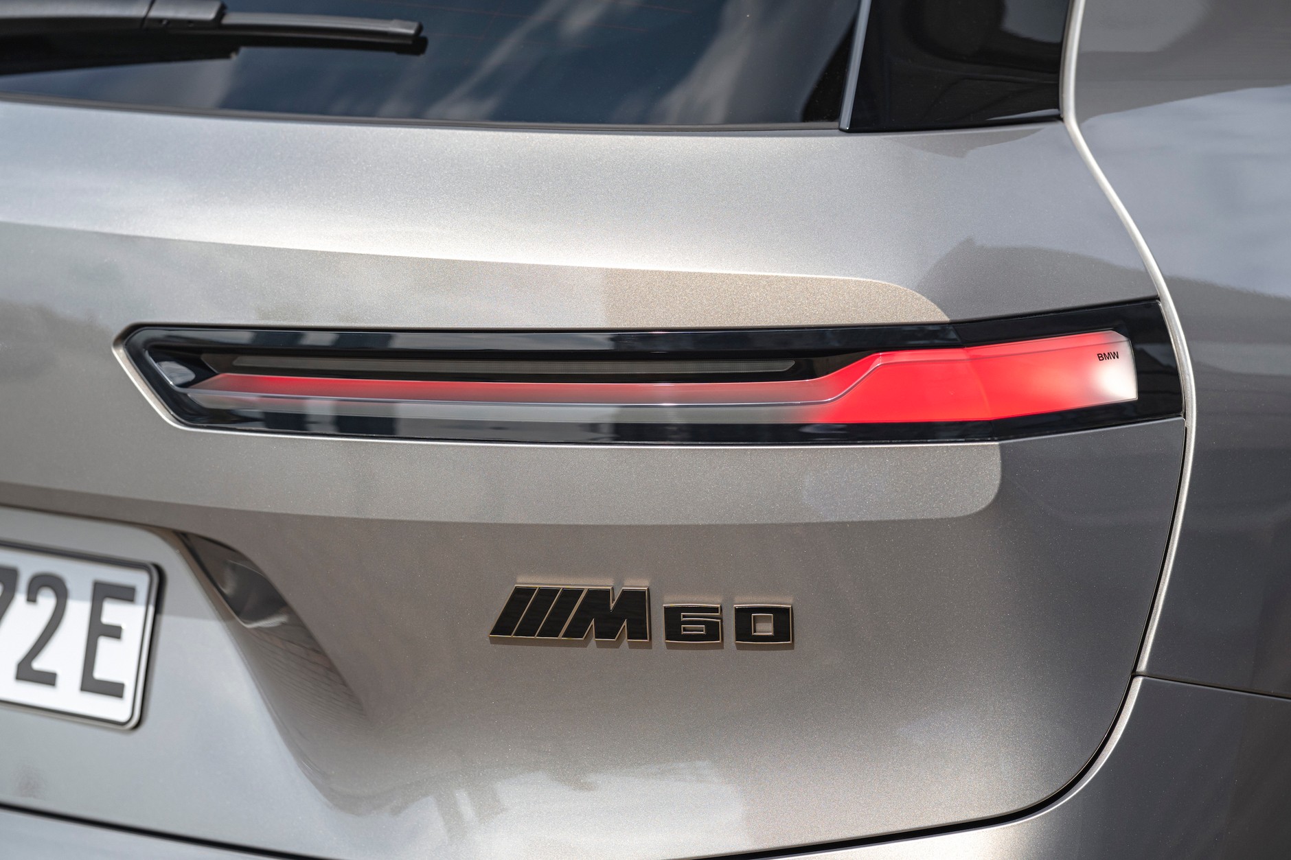 BMW iX M60