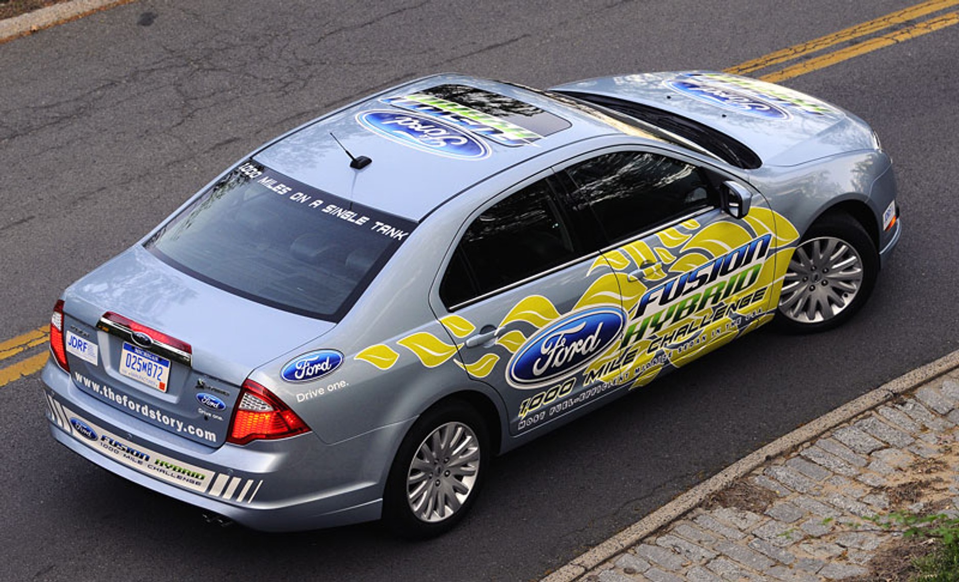 Ford Fusion Hybrid – hybrydowy sedan o rekordowym zasięgu