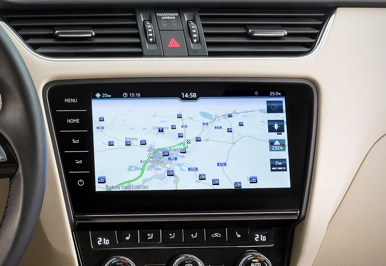 Skoda Octavia - po lifitngu zmiana wyświetlaczy