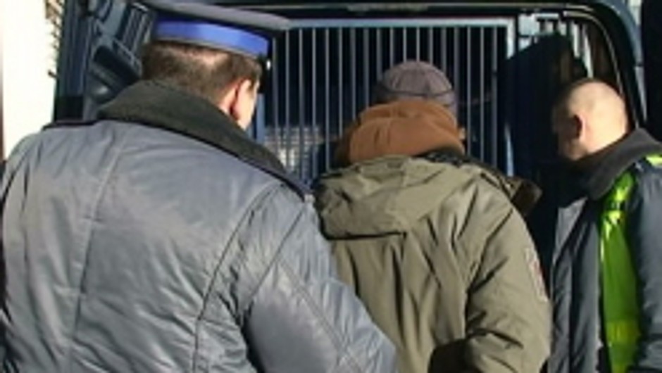Próbował przejechać policjanta