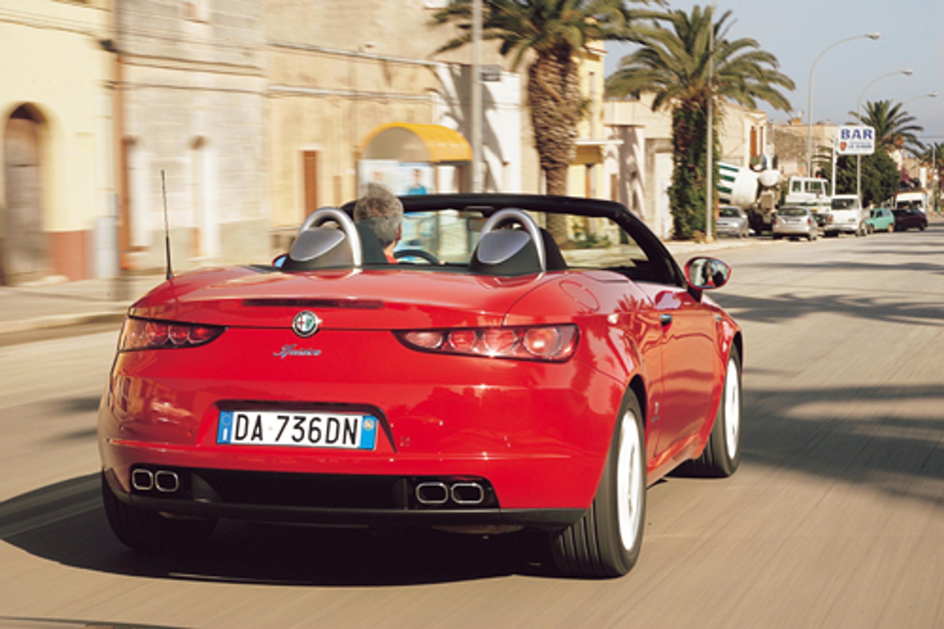 Alfa Romeo Spider, mazda mx-5 - Klasyczny duet