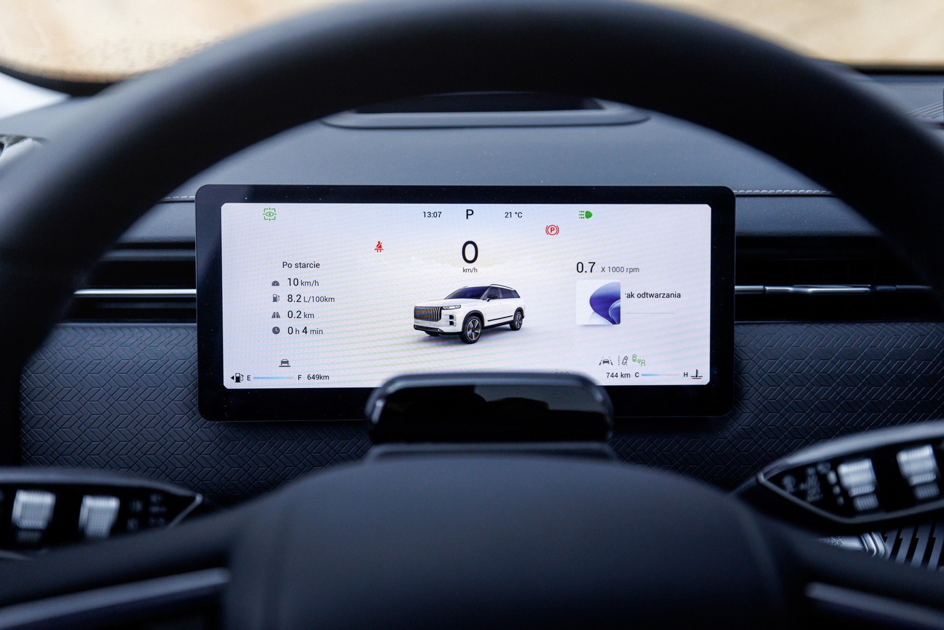 Jaecoo J7 na torze offroadowym