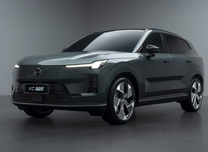 Nawet Chińczycy nie chcą tylko elektryków. Znamy dane hybrydowego Volvo XC70