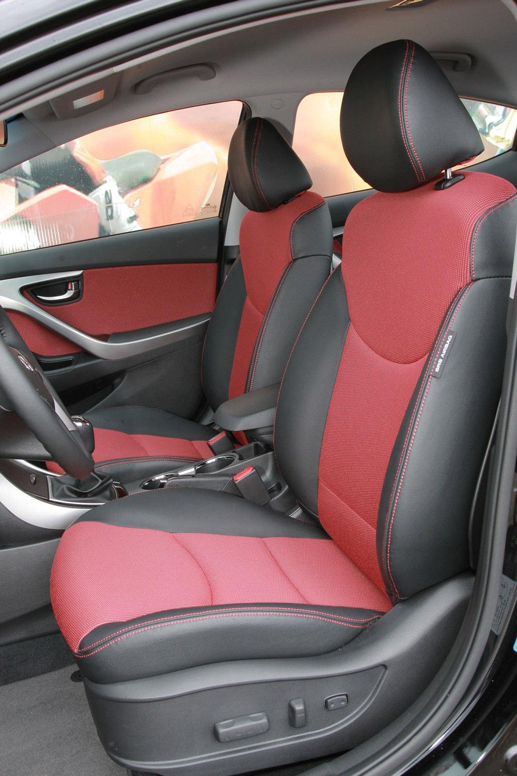 Nowy Hyundai Elantra: czy powrót po latach może być udany