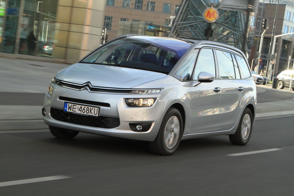 Citroen Grand C4 Picasso 1.2 PureTech - 3 cylindry na 7 pasażerów