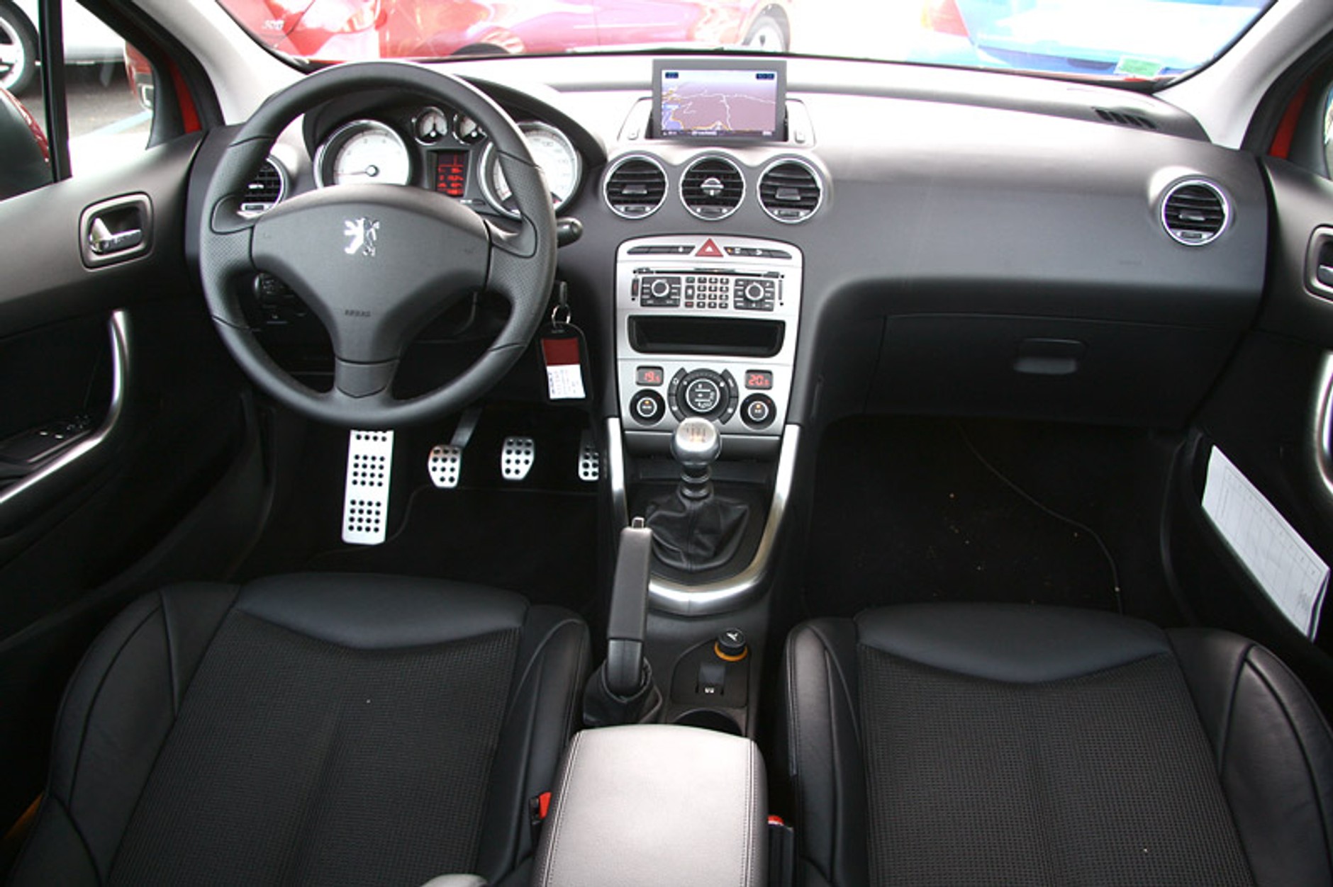 Peugeot 308: wrażenia z jazdy