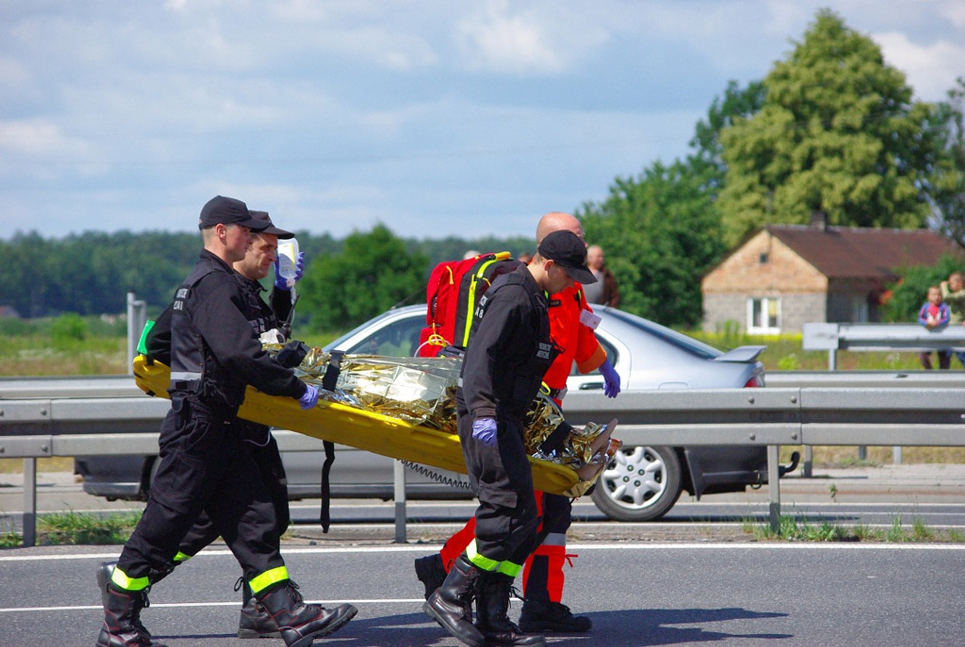 Narodowy Eksperyment Bezpieczeństwa popiera 400 tys. osób