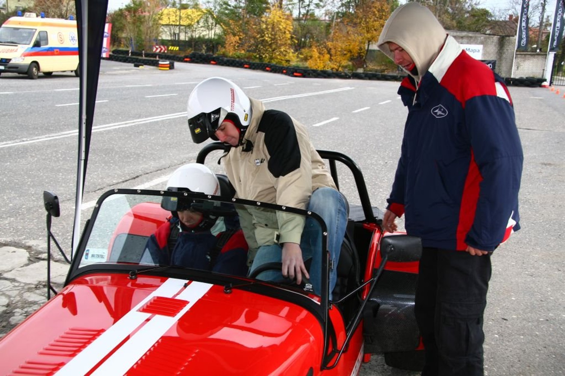 Caterham - Fotorelacja z polskiej prezentacji kultowego sportowca