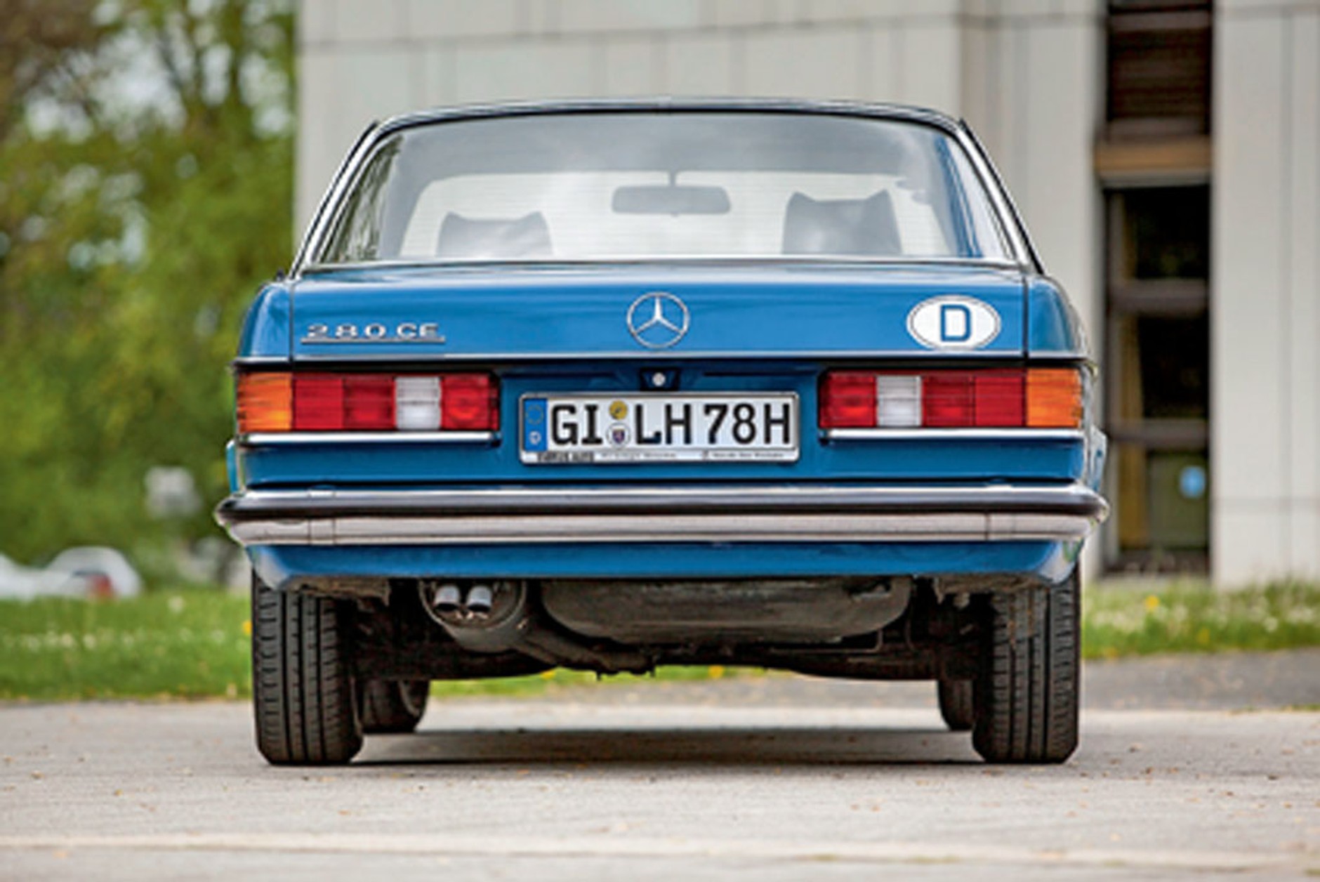 Mercedes 280 CE (C123) - Ulubieniec hipsterów
