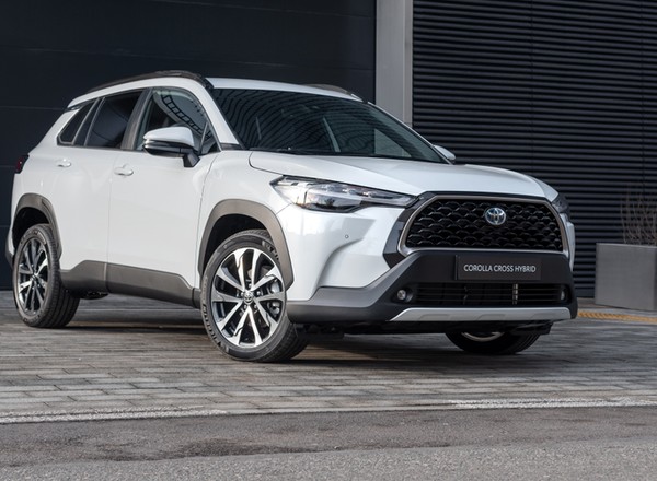 Toyota Corolla Cross z polskim cennikiem. Auto można już zamawiać