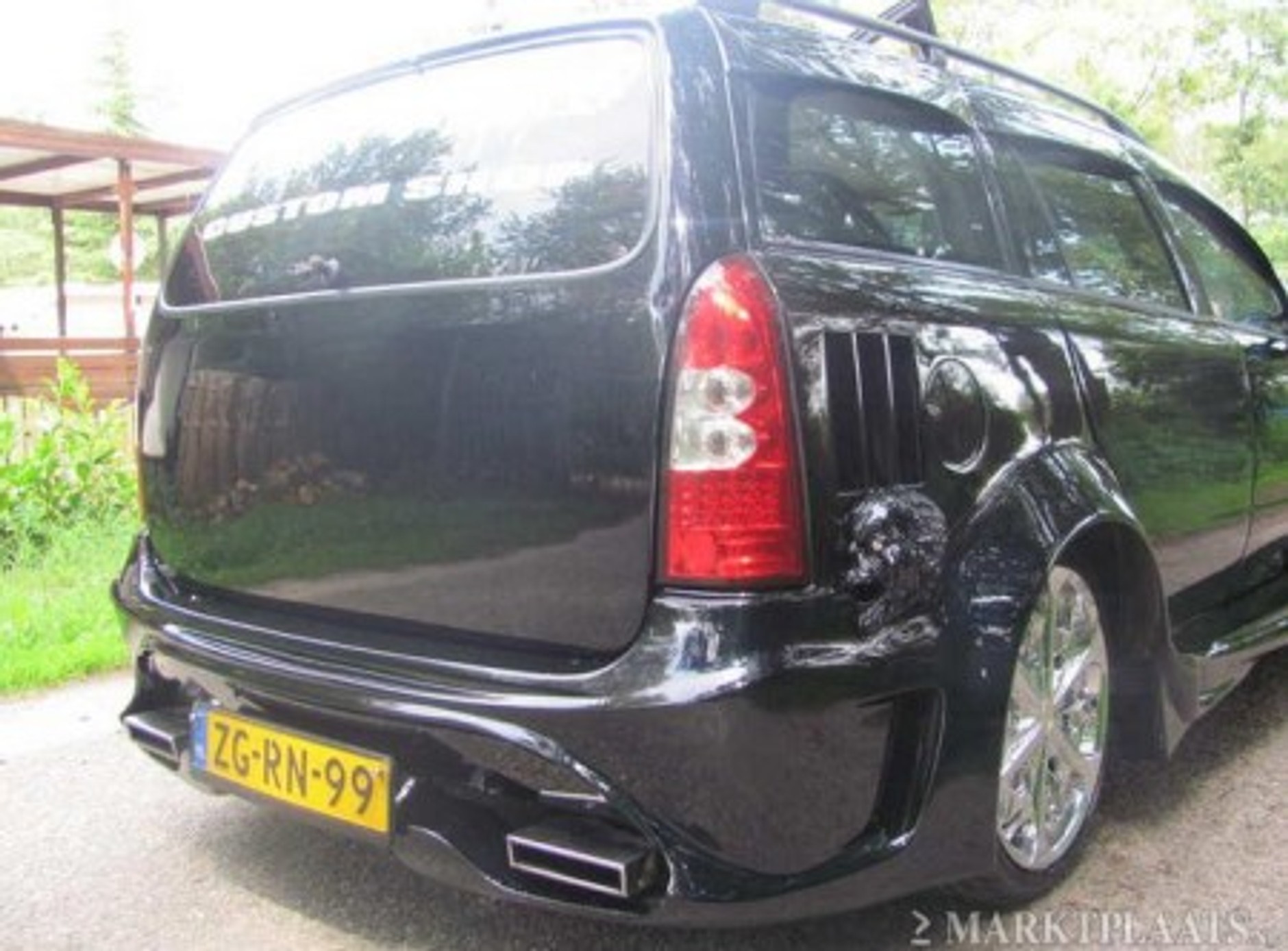 Opel Astra po takim tuningu, że głowa mała