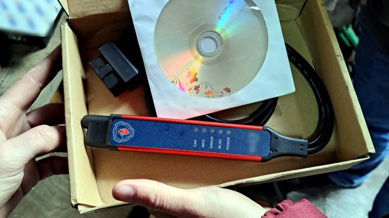 Podrabiany tester diagnostyczny