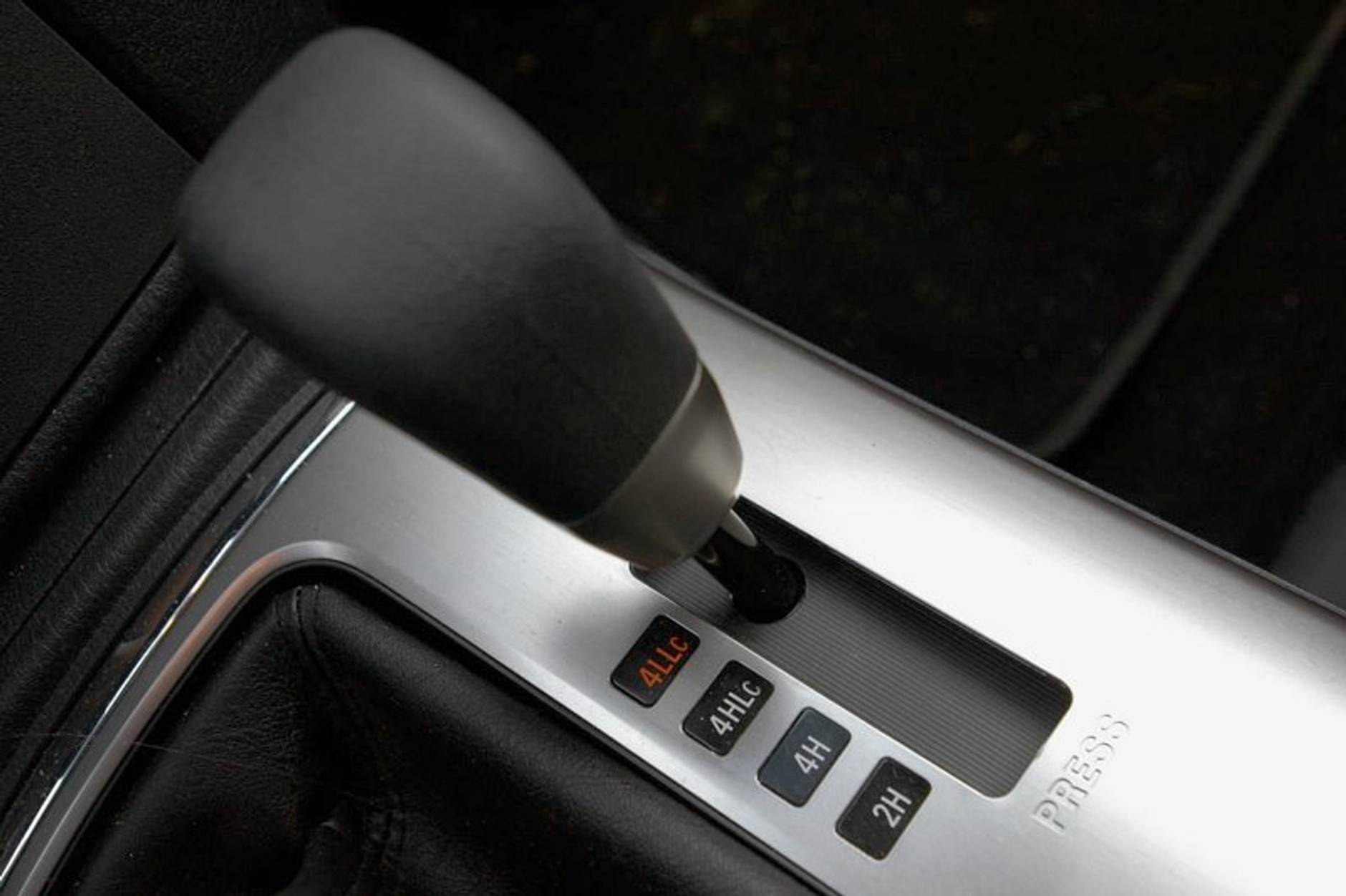 Mitsubishi Pajero 3.2 DI-D SWB – zwinna jaszczurka