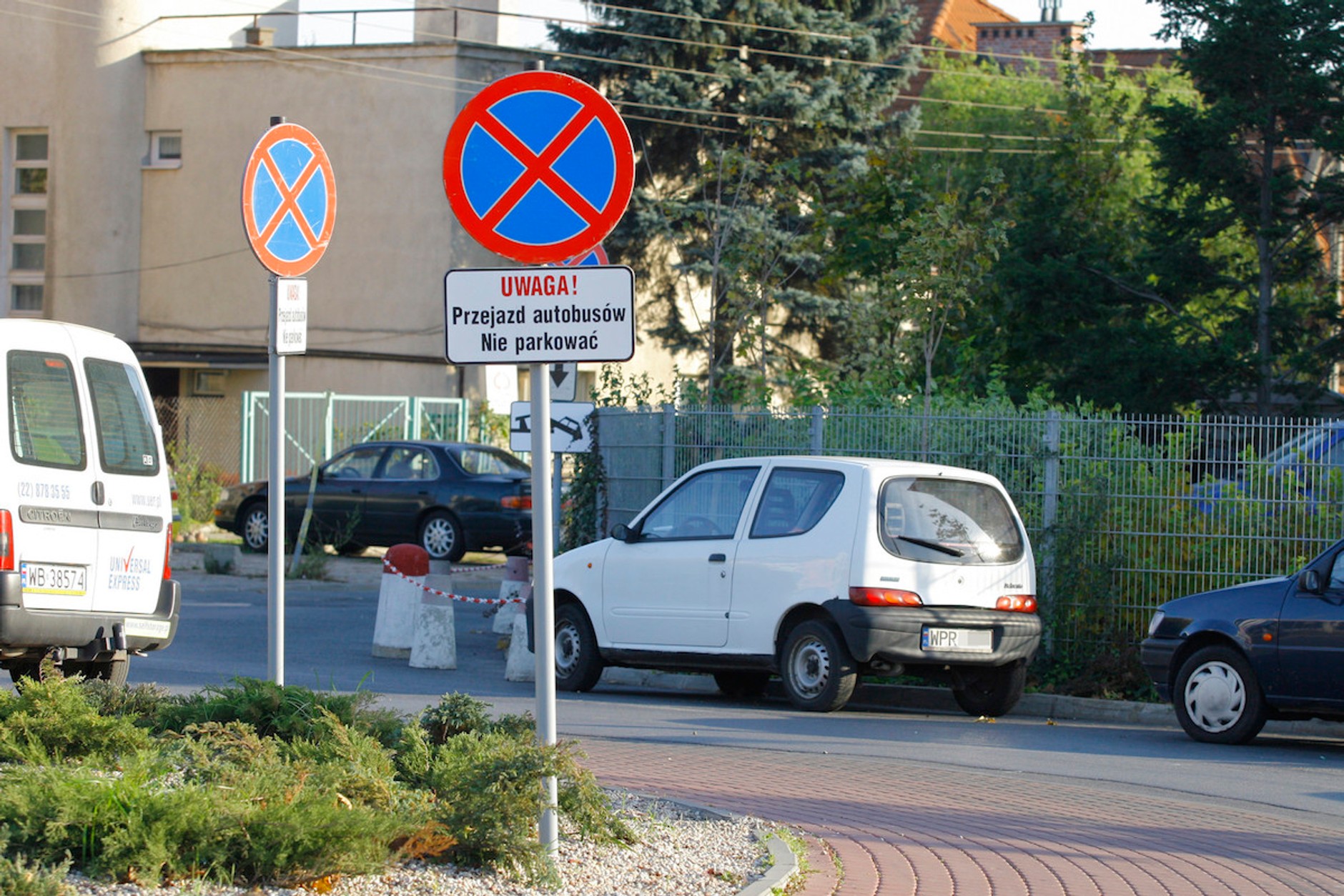 Nieprawidłowe parkowanie