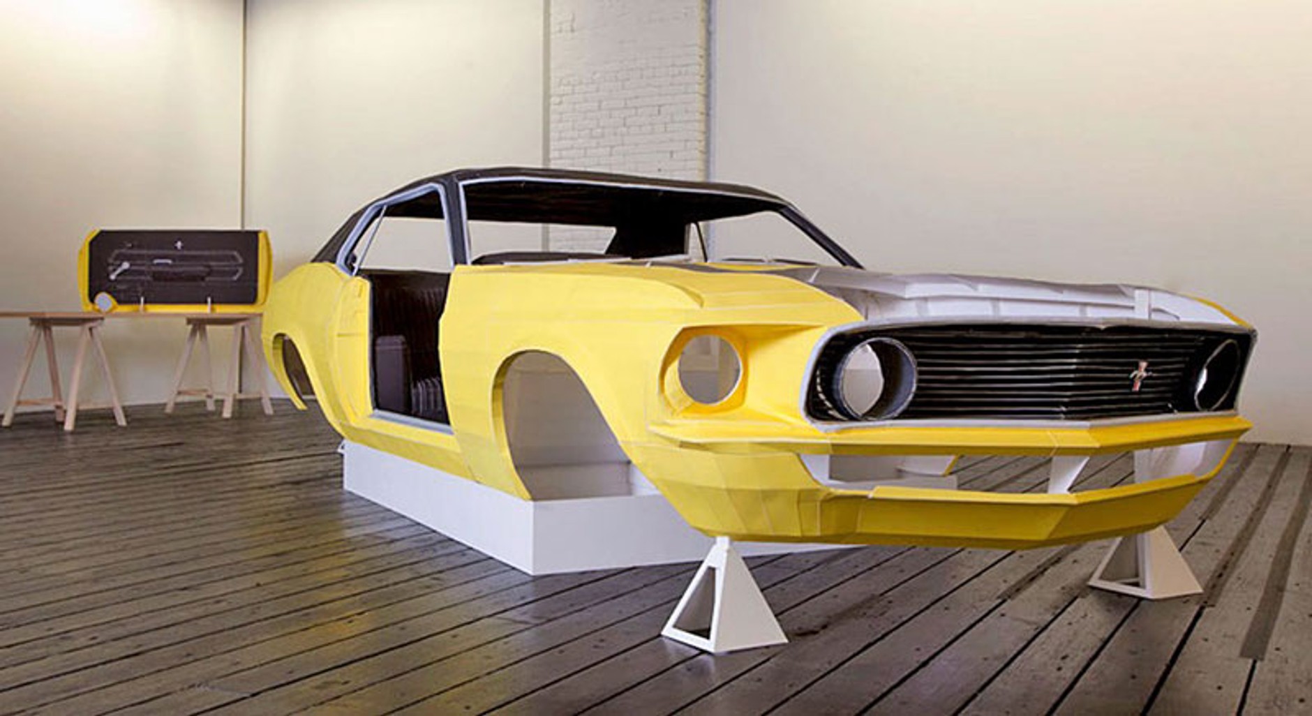 Jonathan Brand: Mustang