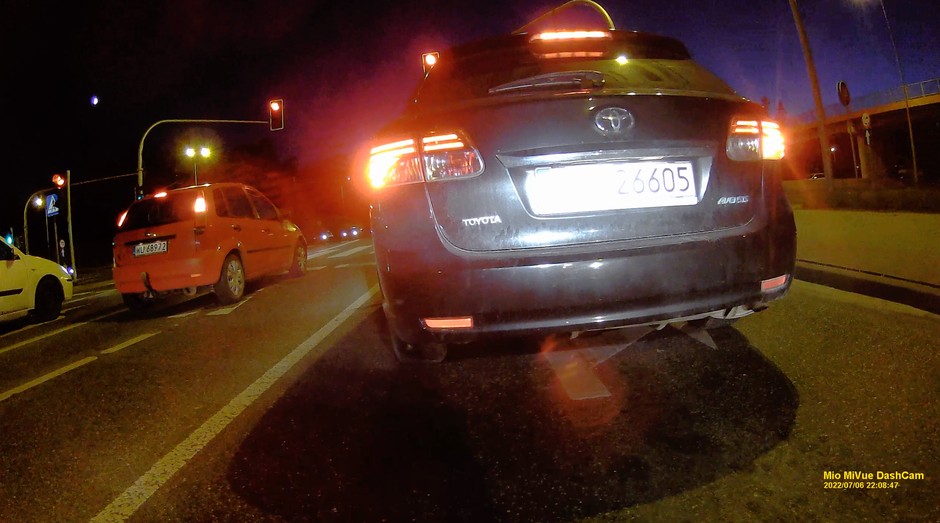 Test wideorejestratorów motocyklowych Mio MiVueM700 i MiVue M40