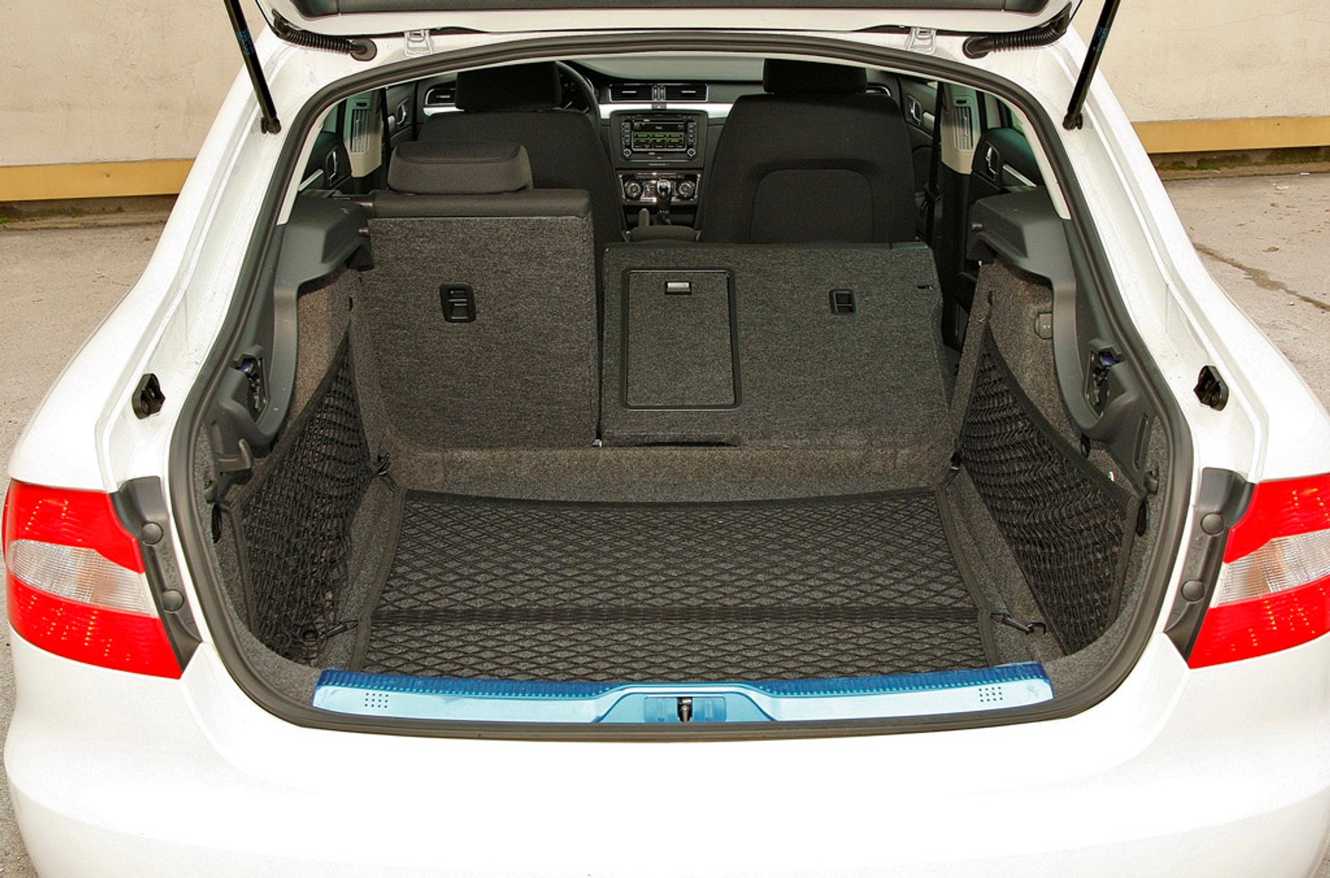 Skoda Superb: czy to materiał na idealną taksówkę?