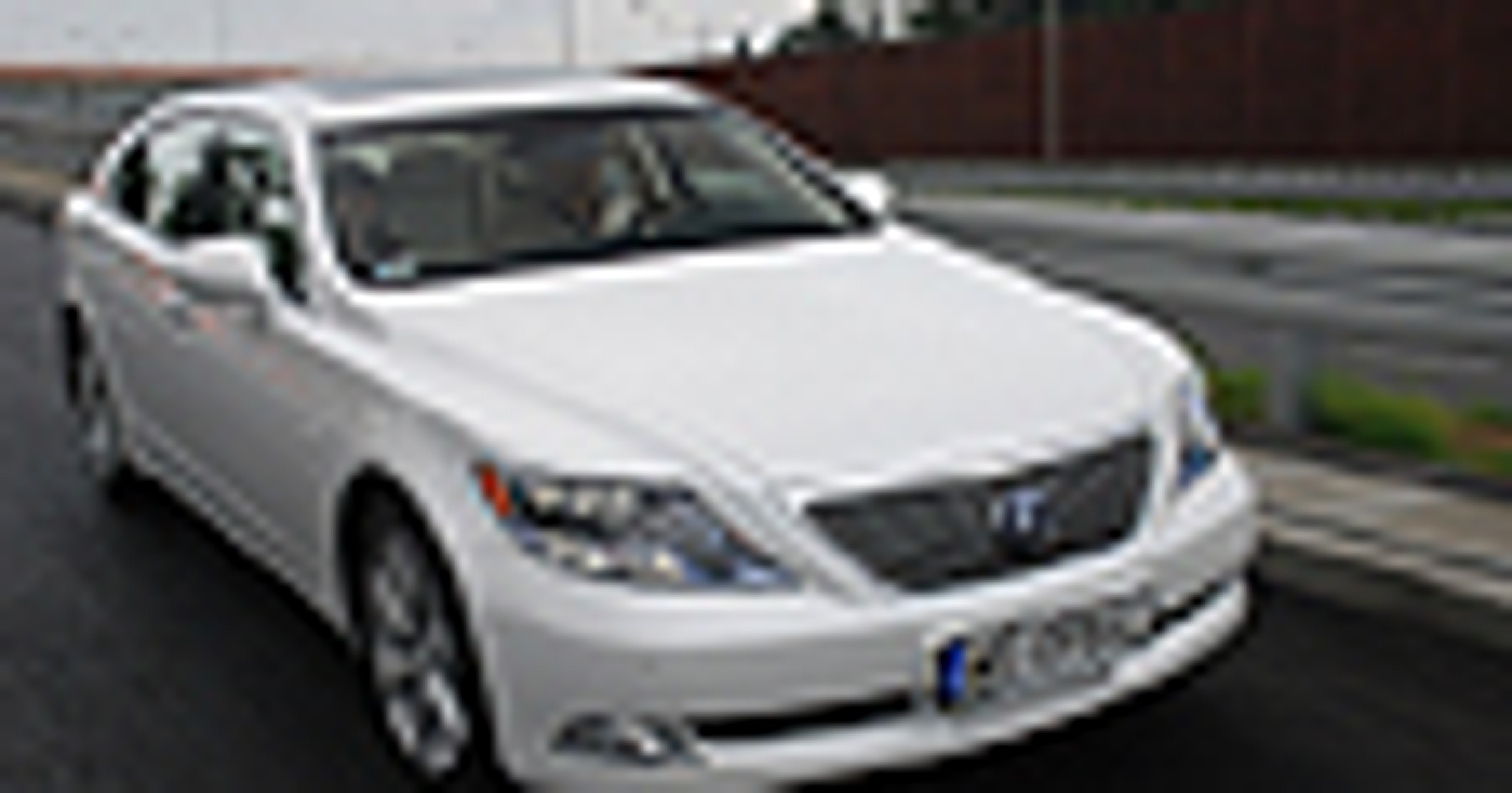 Lexus LS 600h L - Krążownik hybrydowy