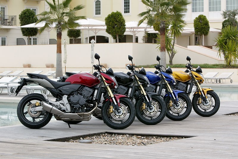 Honda CB600F Hornet: szerszeń z nowymi skrzydłami