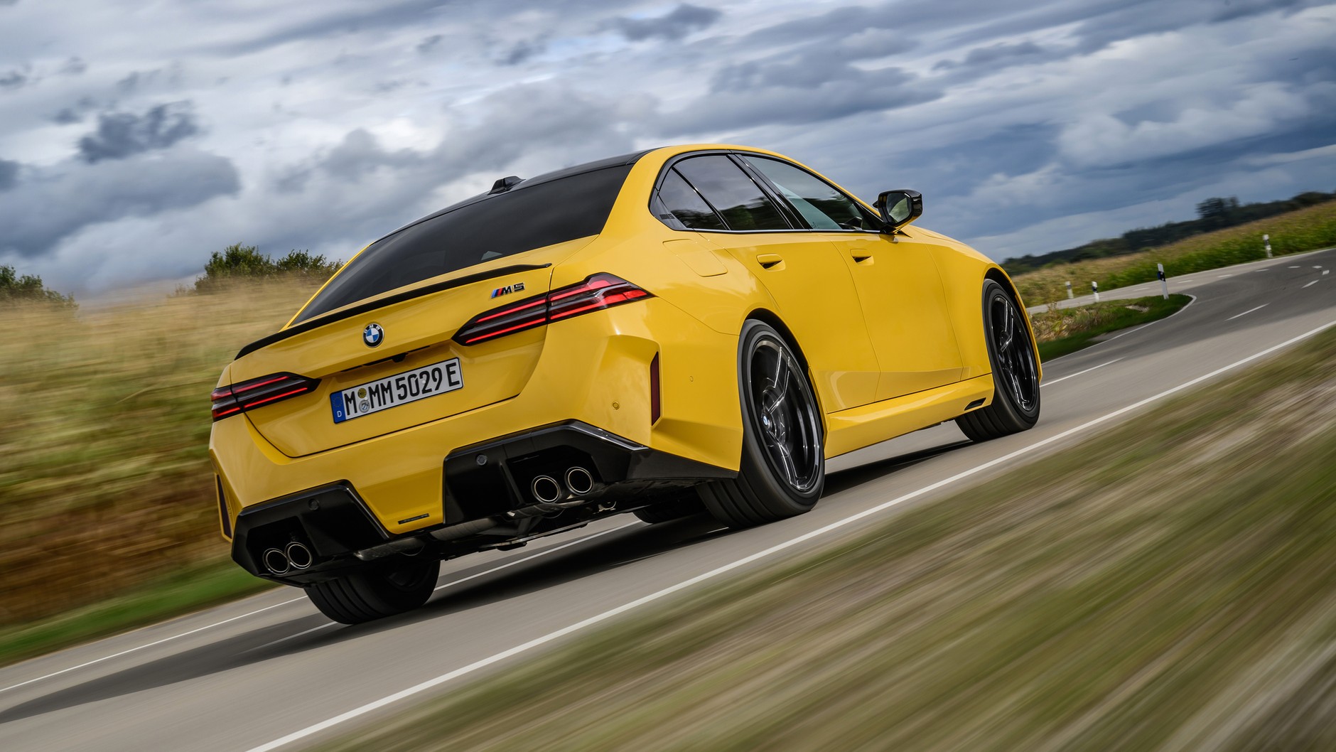 BMW M5 2024
