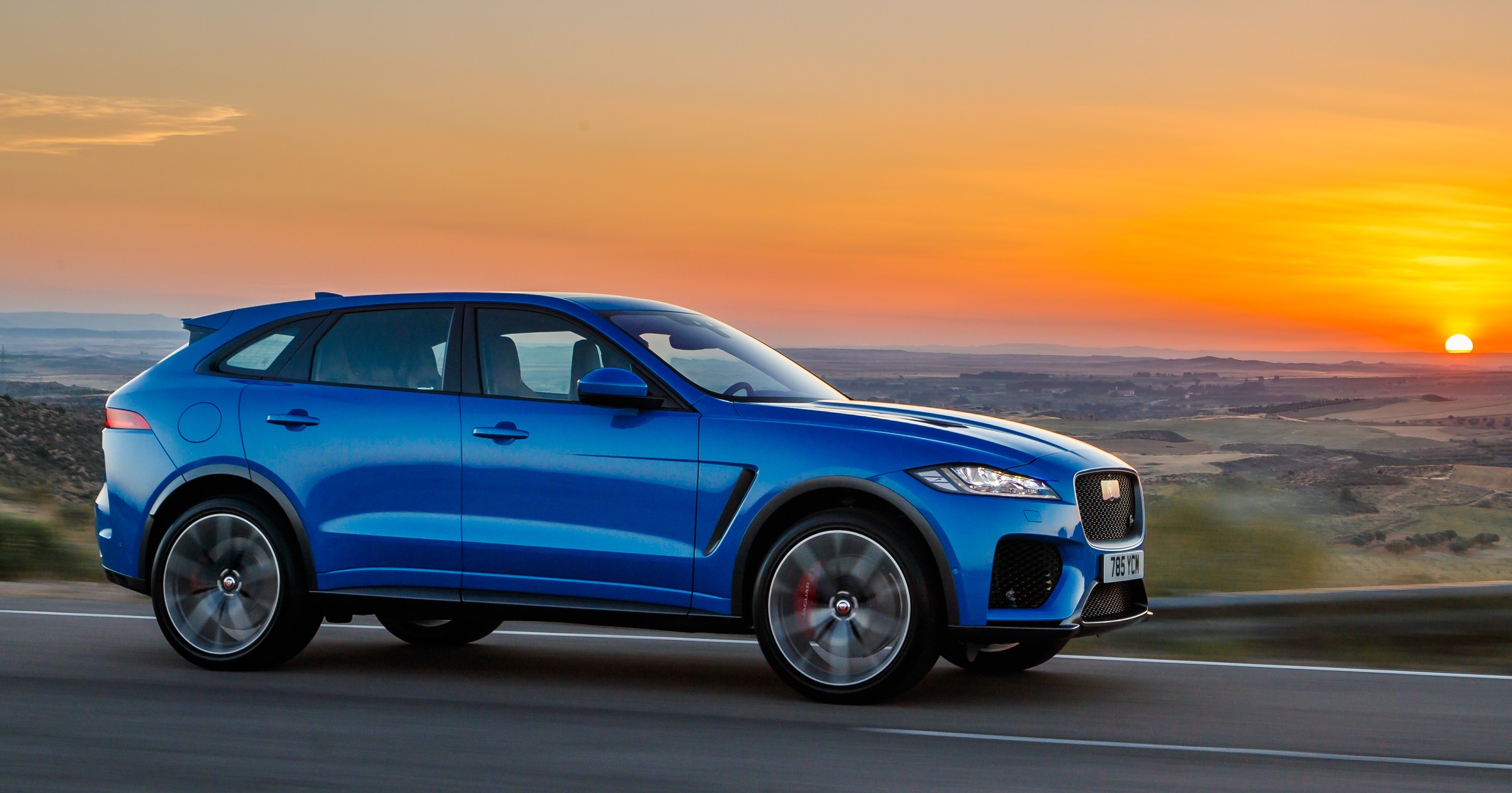 Jaguar F-Pace SVR