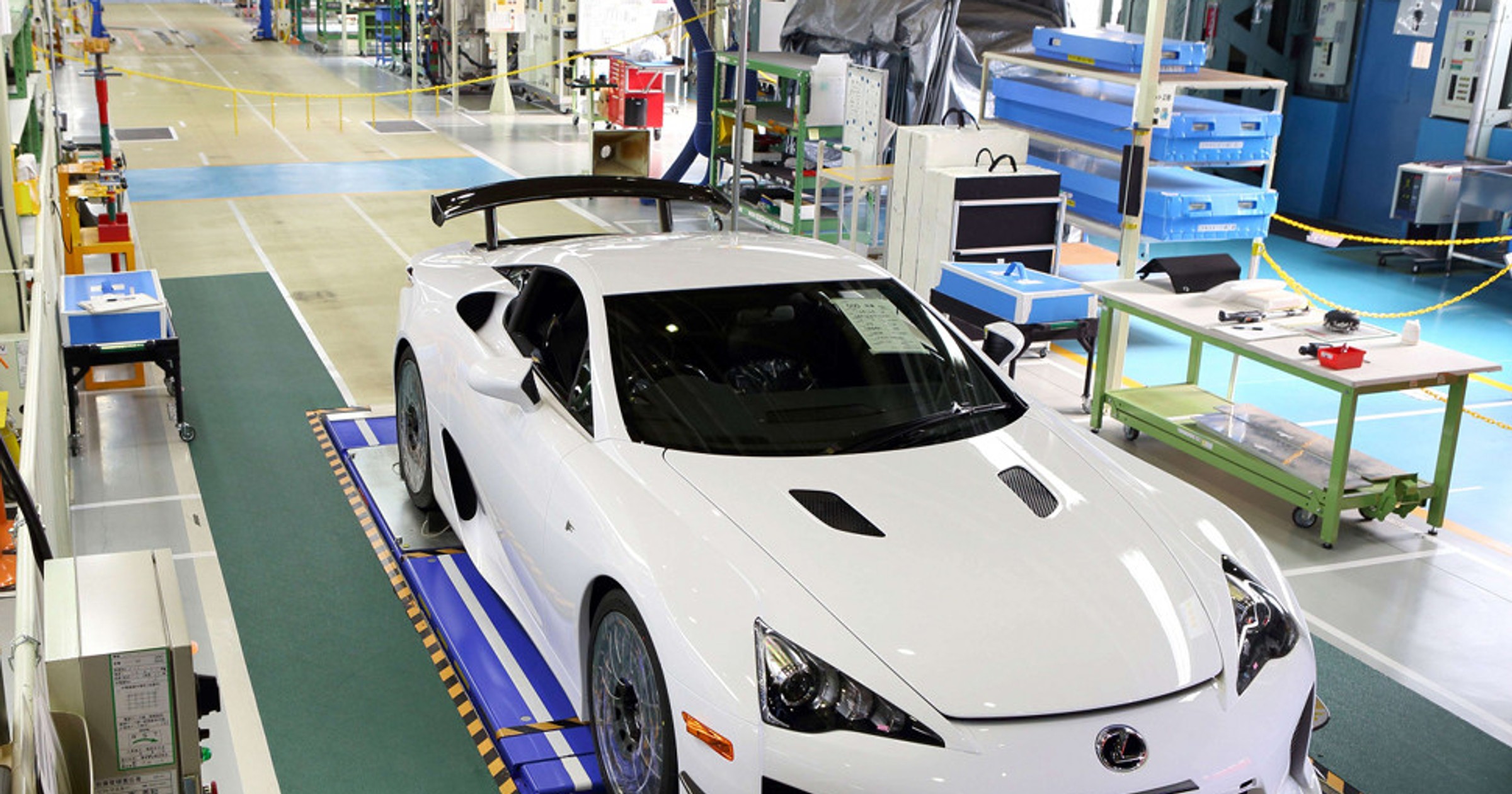 Koniec produkcji Lexusa LFA