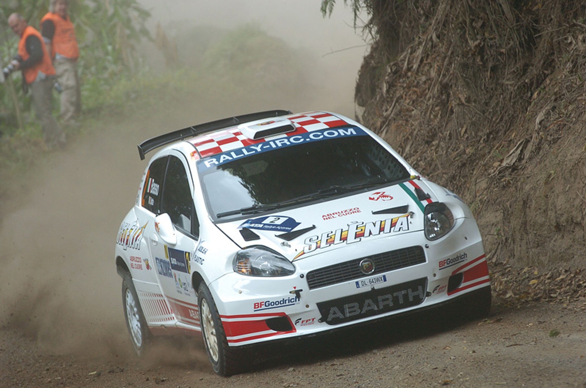 IRC – SATA Rally Acores: Kris Meeke i Peugeot 207 S2000 (fotogaleria)