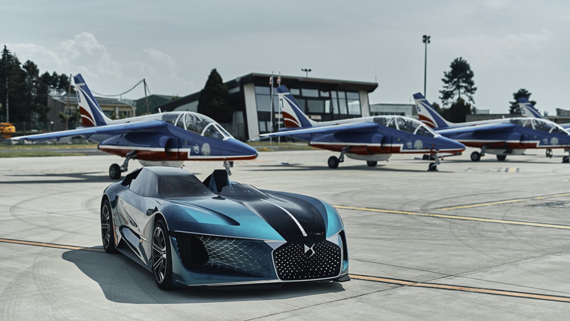 DS X E-Tense – auto przyszłości