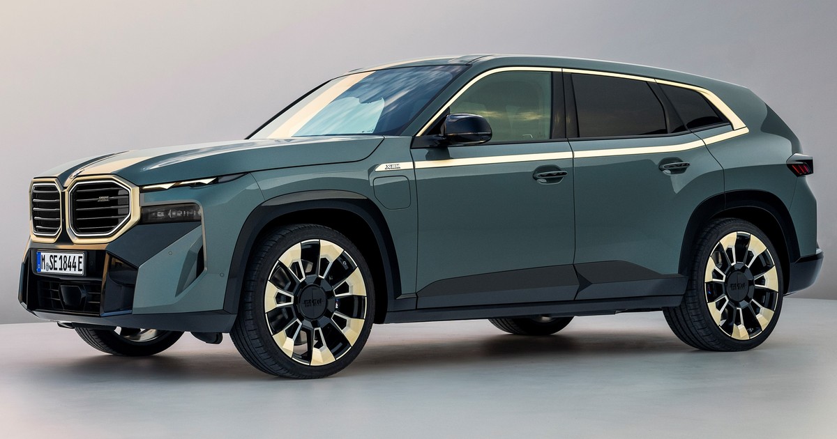 BMW XM (od 2022 r.)