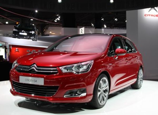 Citroen C4: francuski bat na Golfa (Paryż 2010)