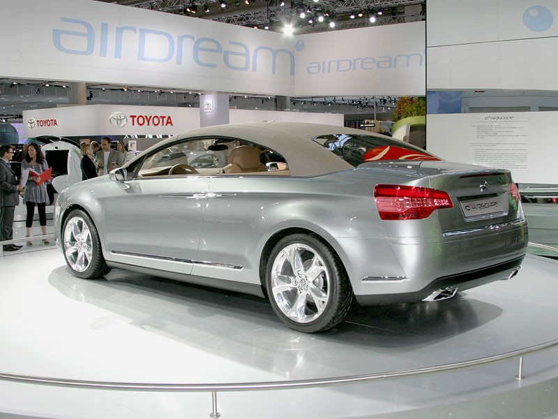 Nowy Citroen C5 zostanie zaprezentowany 18. października