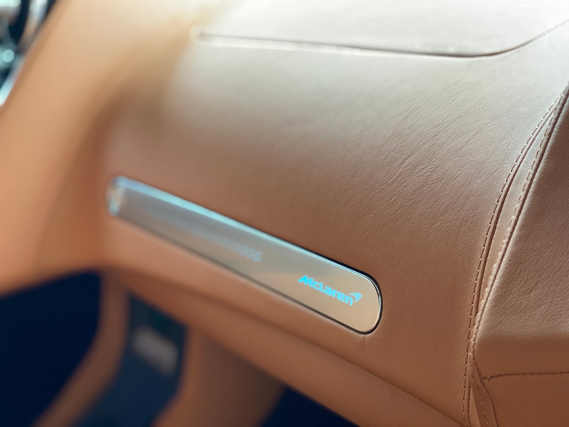 McLaren GT (2021)