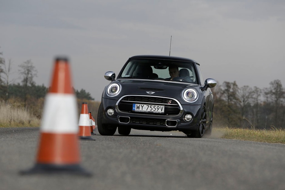 Mini Cooper S - Sportowy minimalizm