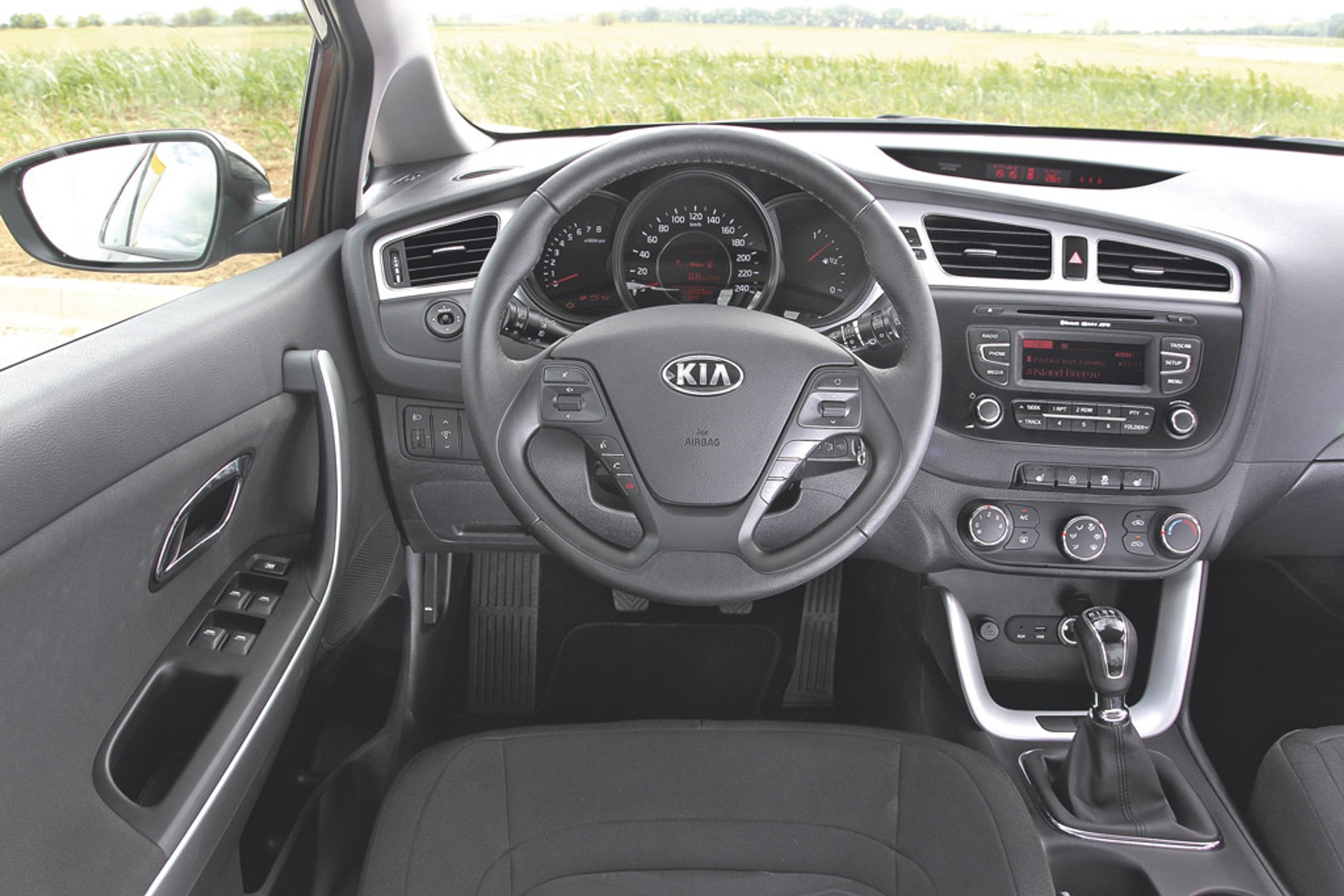 Dacia Lodgy kontra Kia ceed i Skoda Rapid: rodzinne auta w dobrej cenie