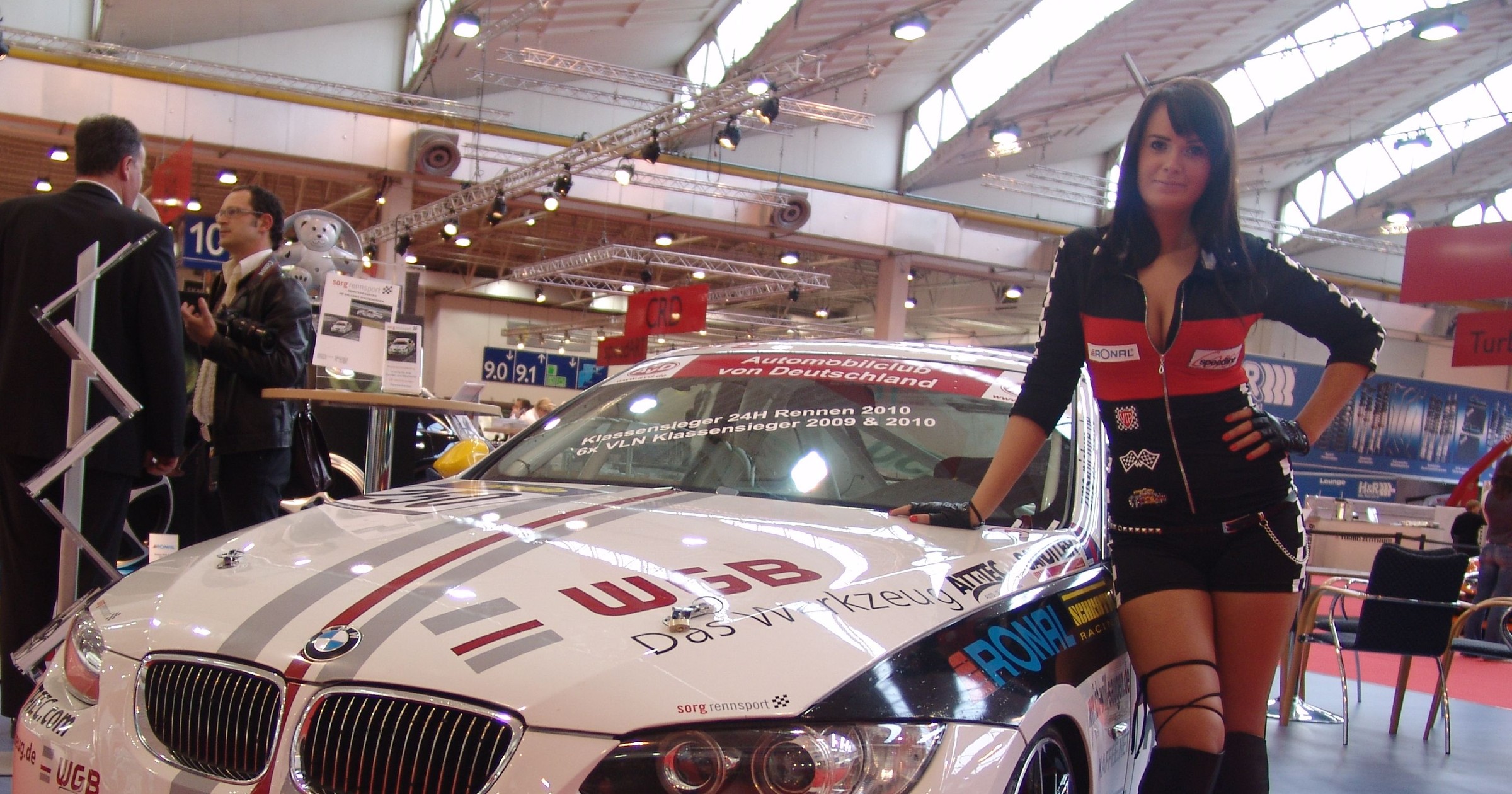 Essen Motor Show 2010: premiery w blasku tuningu, designu i modelek