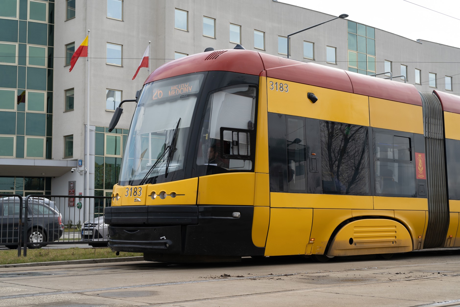 Tramwaje w mieście to norma, jednak nie każdy pamięta jakie obowiązują nas przepisy wobec tych pojazdów szynowych