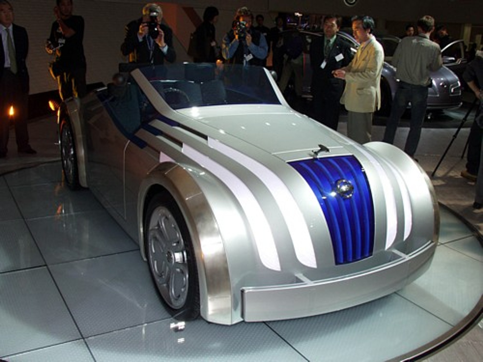 37 Tokyo Motor Show (23.10 - 05.11)