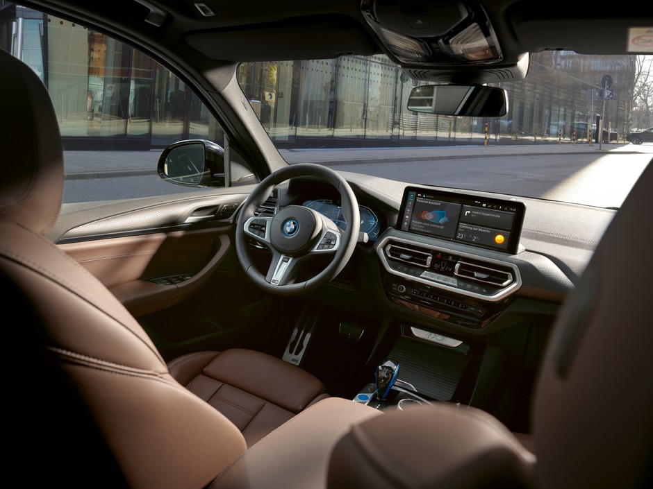 BMW iX3 2021