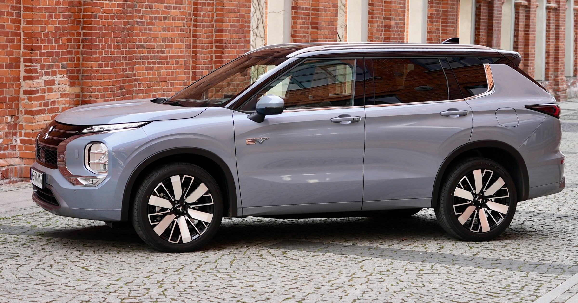 Mitsubishi Outlander PHEV