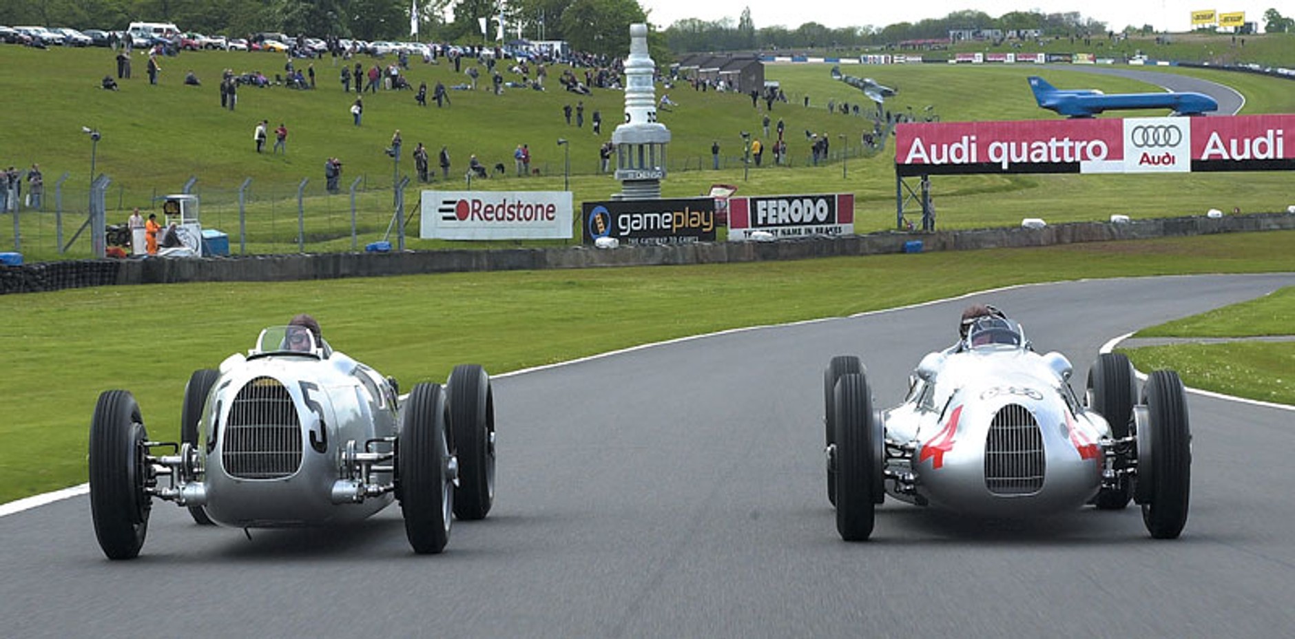 Auto Union: srebrne strzały z czterema kołami mają 75 lat